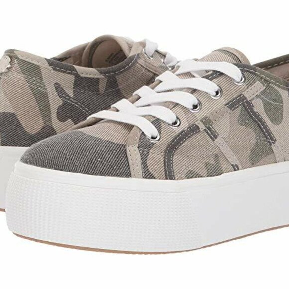 Steve Madden Camo Platform Sneakers - Picture 1 of 6